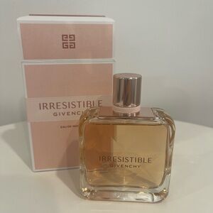 Givenchy Irrésistible Eau de Parfum